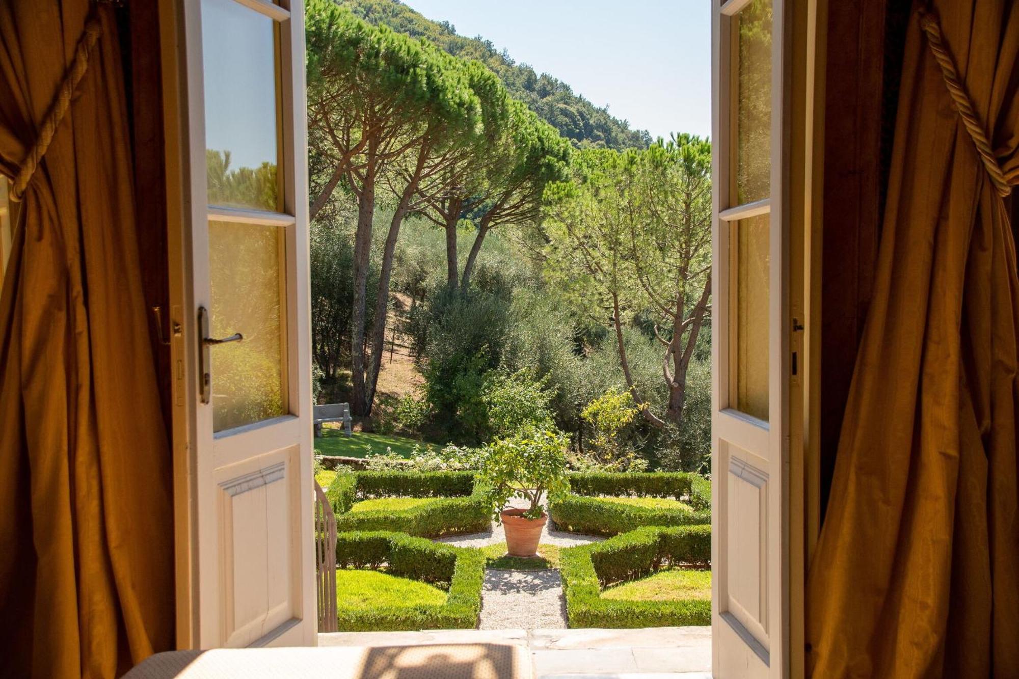 Villa Igea By Salogi Villas Mastiano Extérieur photo